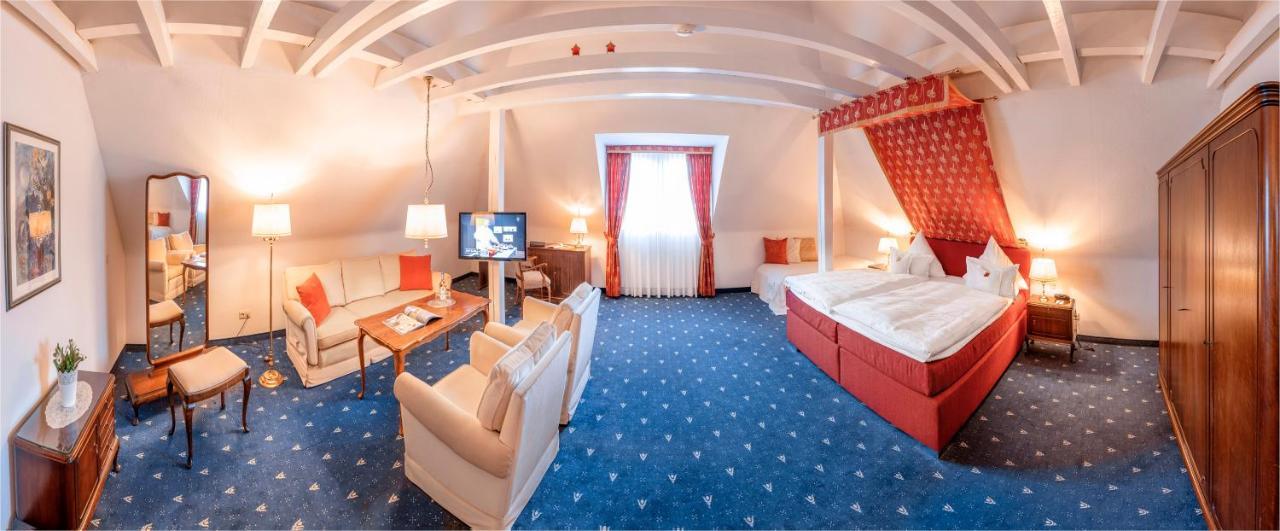 Hotel Adler Post ชเวทซิงเงน ภายนอก รูปภาพ