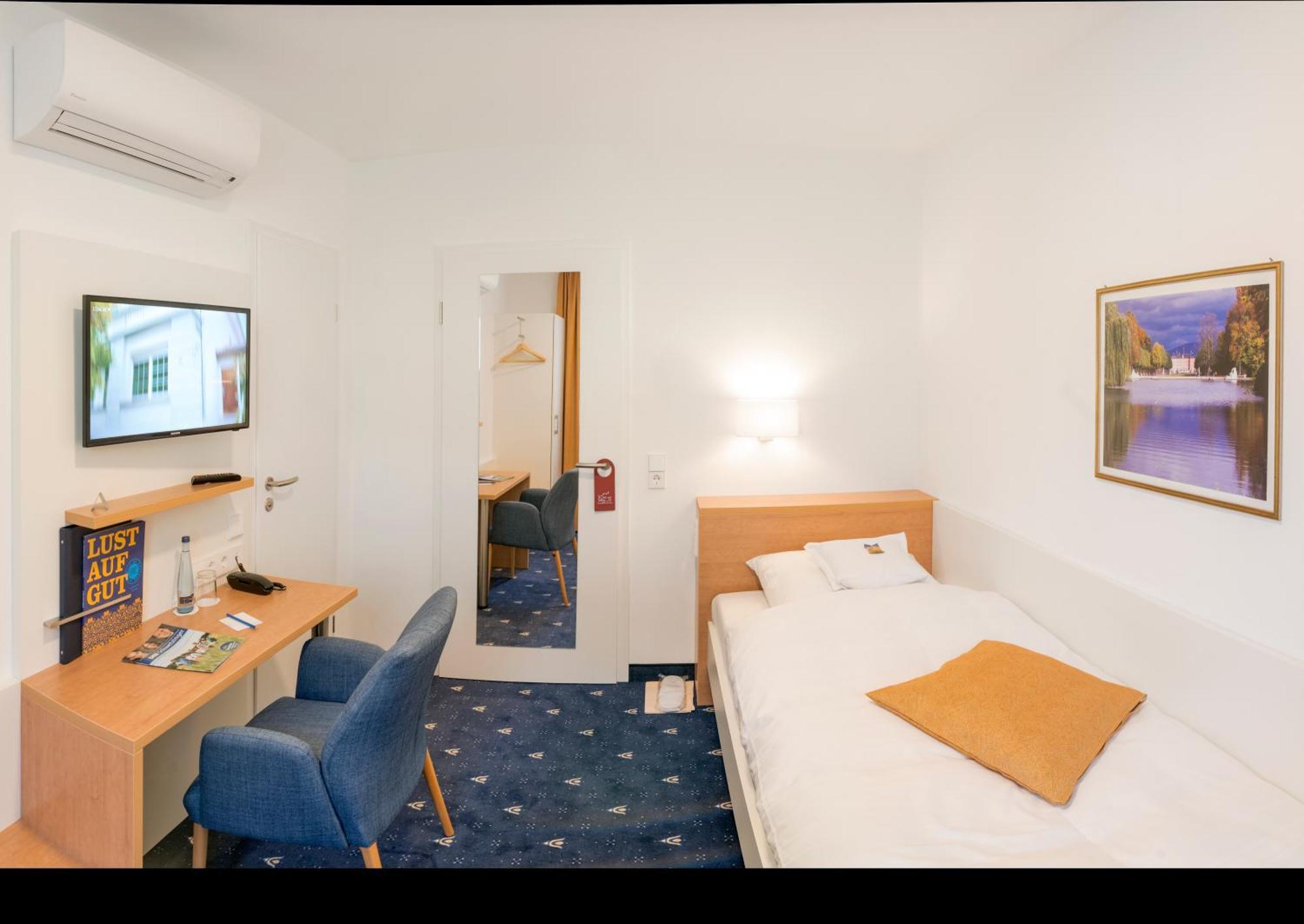 Hotel Adler Post ชเวทซิงเงน ภายนอก รูปภาพ