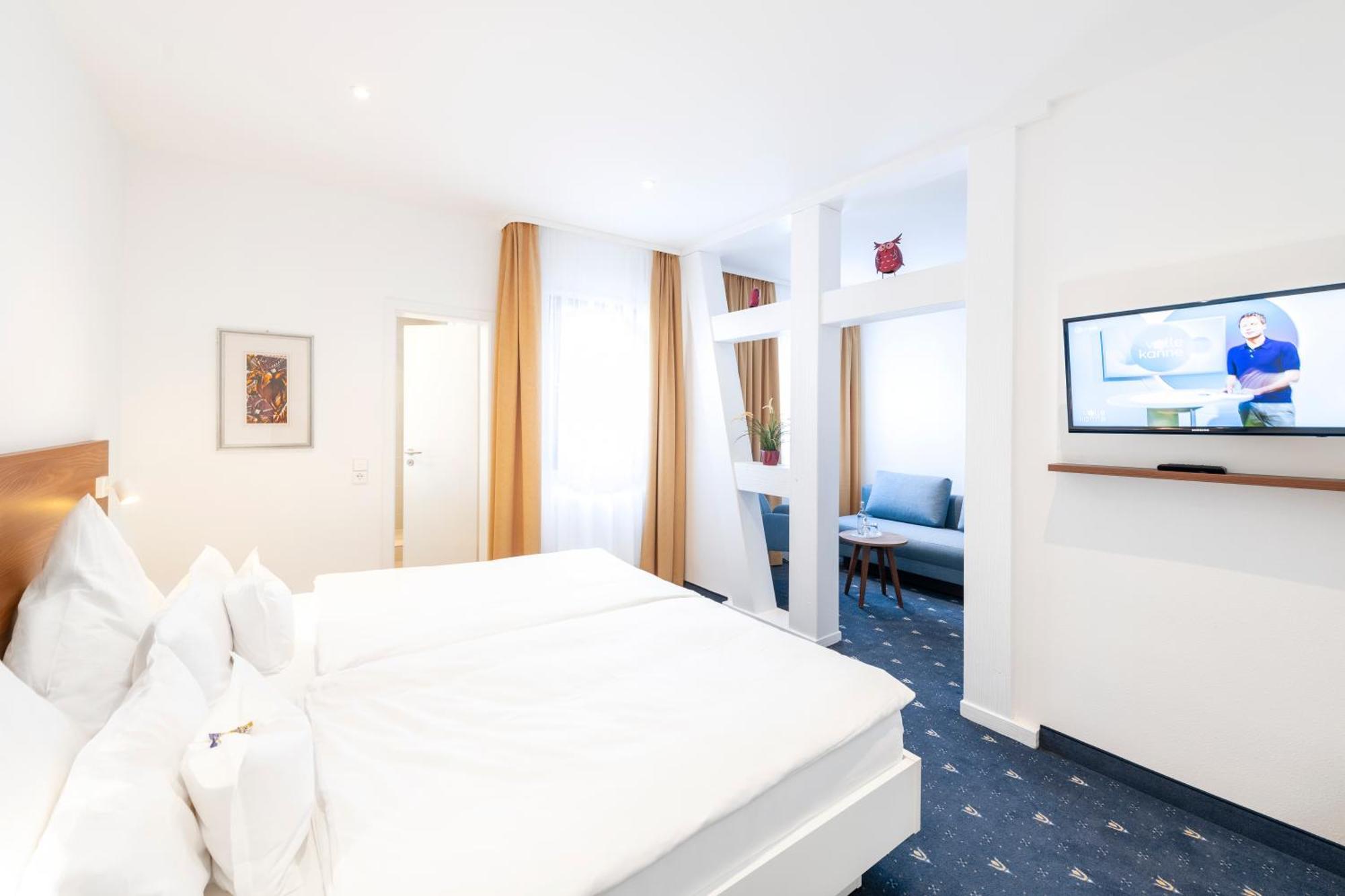 Hotel Adler Post ชเวทซิงเงน ภายนอก รูปภาพ