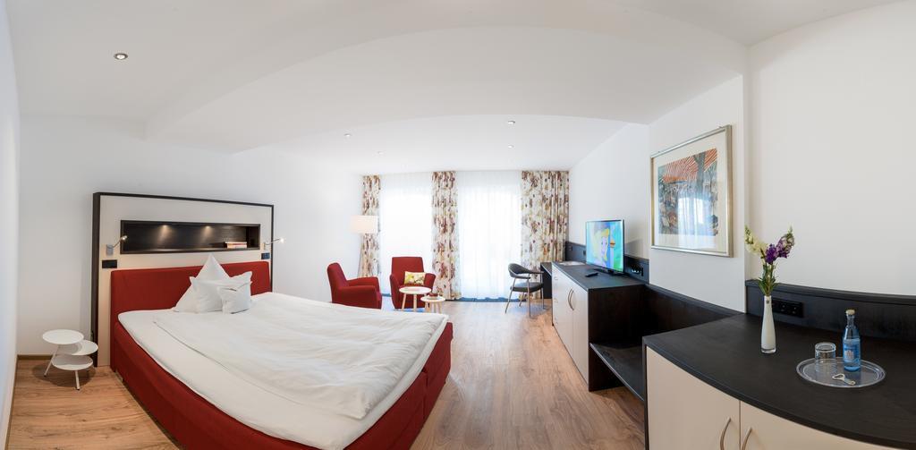 Hotel Adler Post ชเวทซิงเงน ภายนอก รูปภาพ